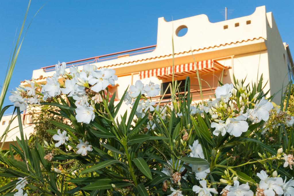 Surra Mediterranean Apartments Scicli Eksteriør bilde